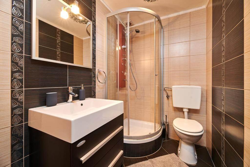 Rooms Konoba Pjero ブイェ エクステリア 写真